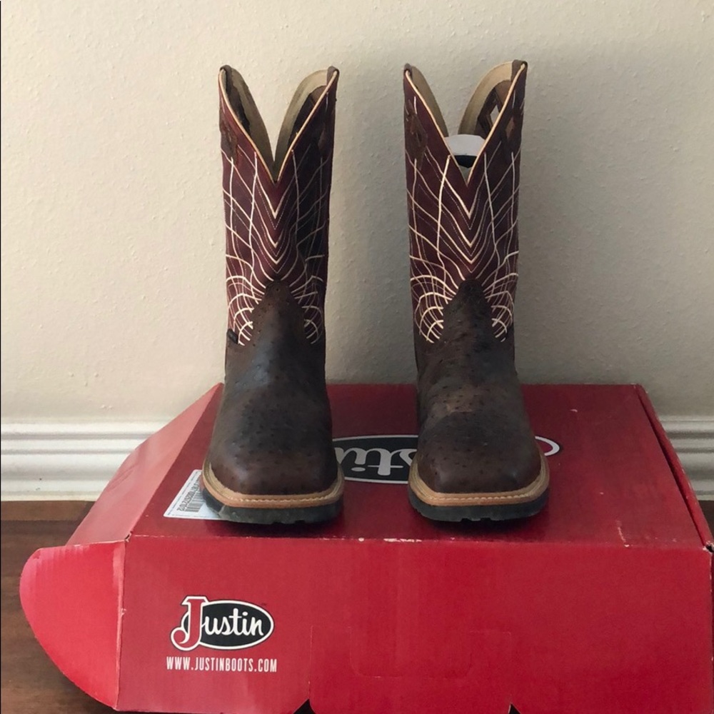 SOLD Worn once Justin Men’s Ostrich Boots